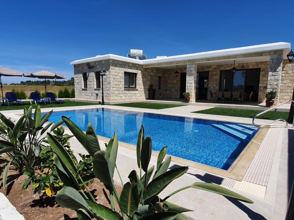 Villa Yermanina Geroskipou Luaran gambar