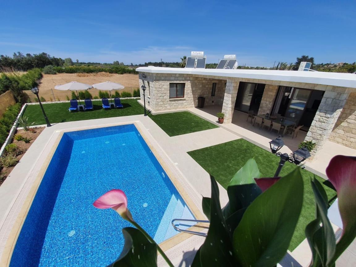 Villa Yermanina Geroskipou Luaran gambar